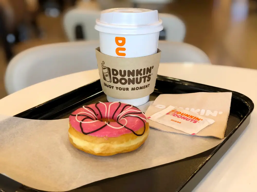 17 Best Dunkin’ Donuts Drinks to Try
