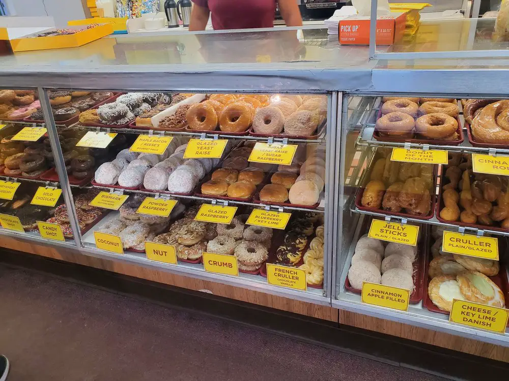 Flanders Donut & Bake Shop