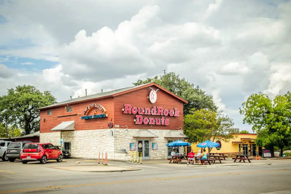 Round Rock Donuts, Round Rock, Texas, USA