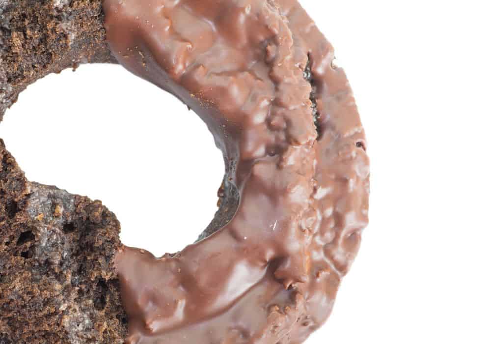 Step by Step on How to Make Old-Fashioned Chocolate Donuts
